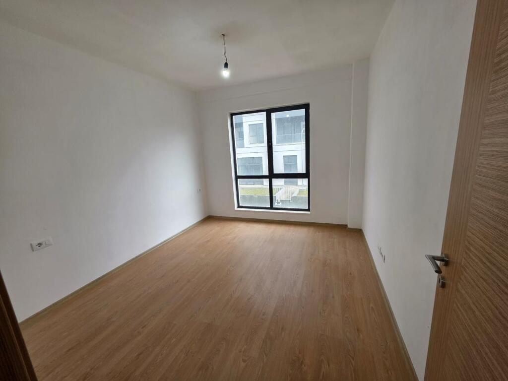 5 Maji Shitet Apartament 3+1+2