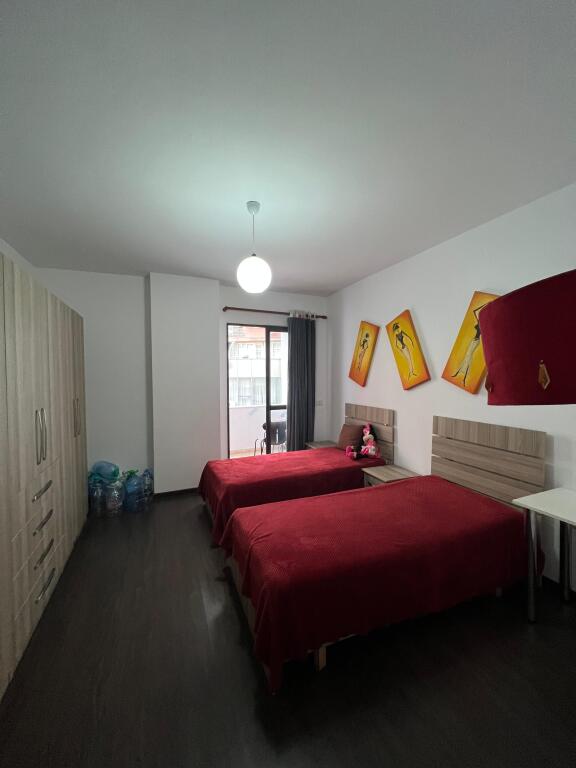 Shitet Super Apartament 2+1+2.Astir