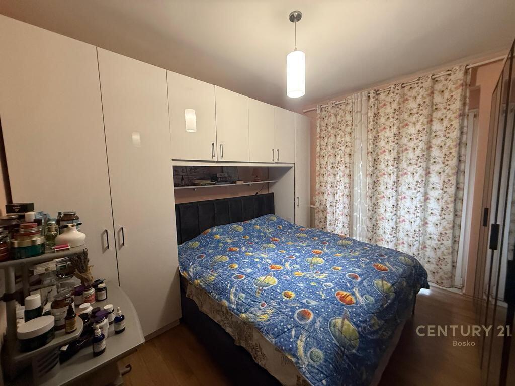 Apartament 2+1 në Shitje në Astir, pranë Bar Artistit!!