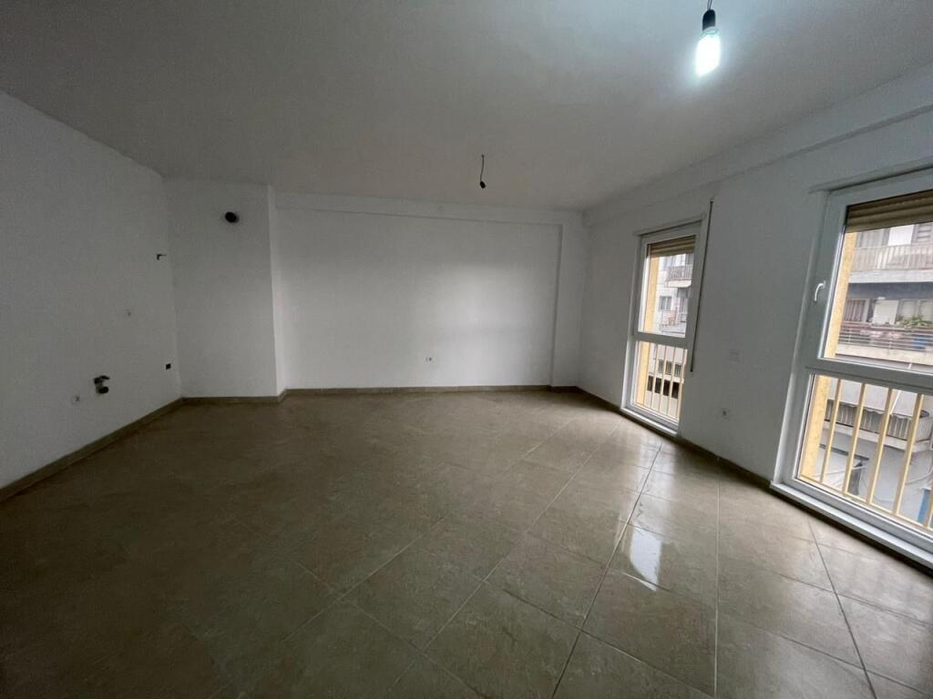 Apartament 2+1 per Shitje ne Rezidencen euro 3D, Rruga Hasan Vogli, Tirane.