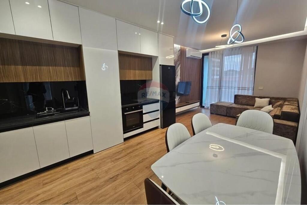 Apartament 2+1 me parkim per qira tek MIne Peza
