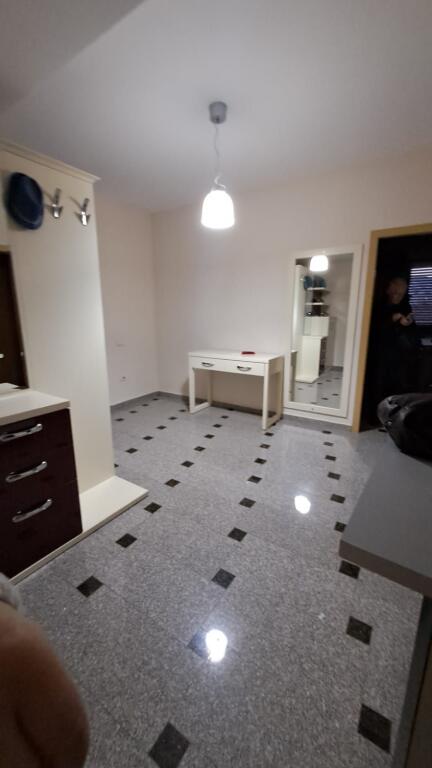 🏡 Shitet Apartament 2+1 – Vasil Shanto