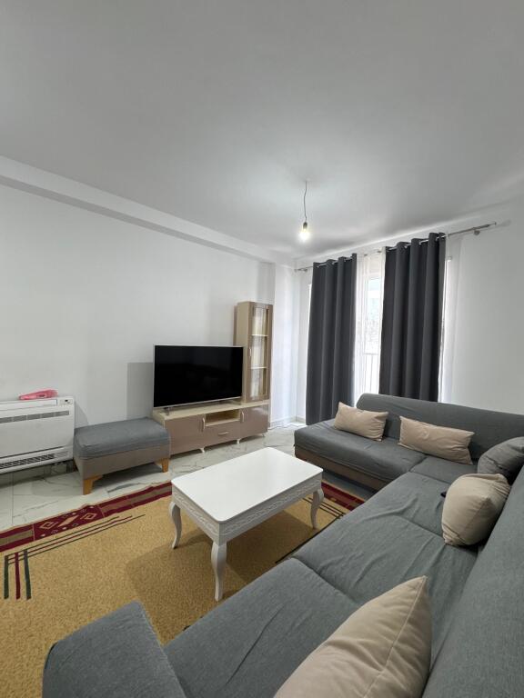 Apartament 2+1 me qera