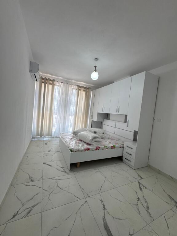 Apartament 2+1 me qera
