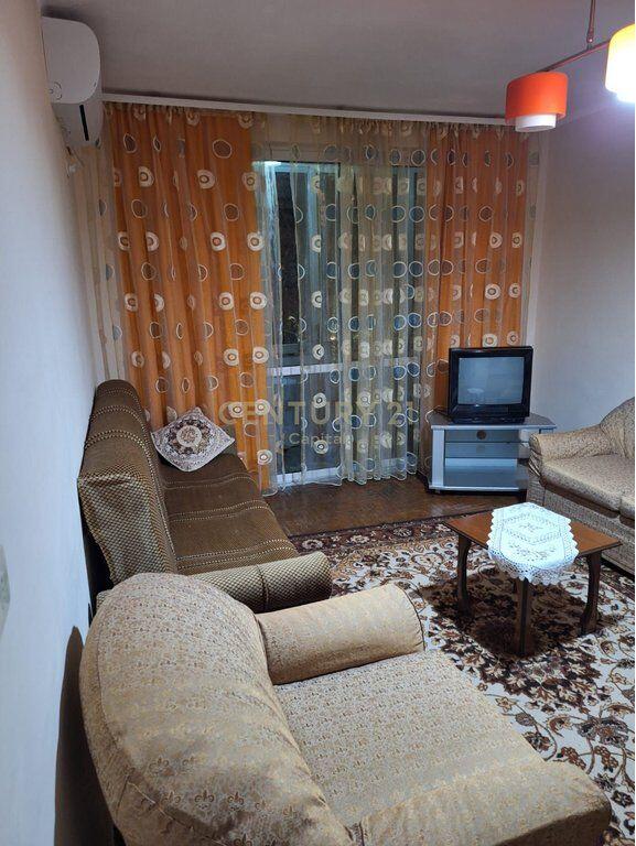 Apartment for rent 1+1 at 21 Dhjetori 450 € /Month