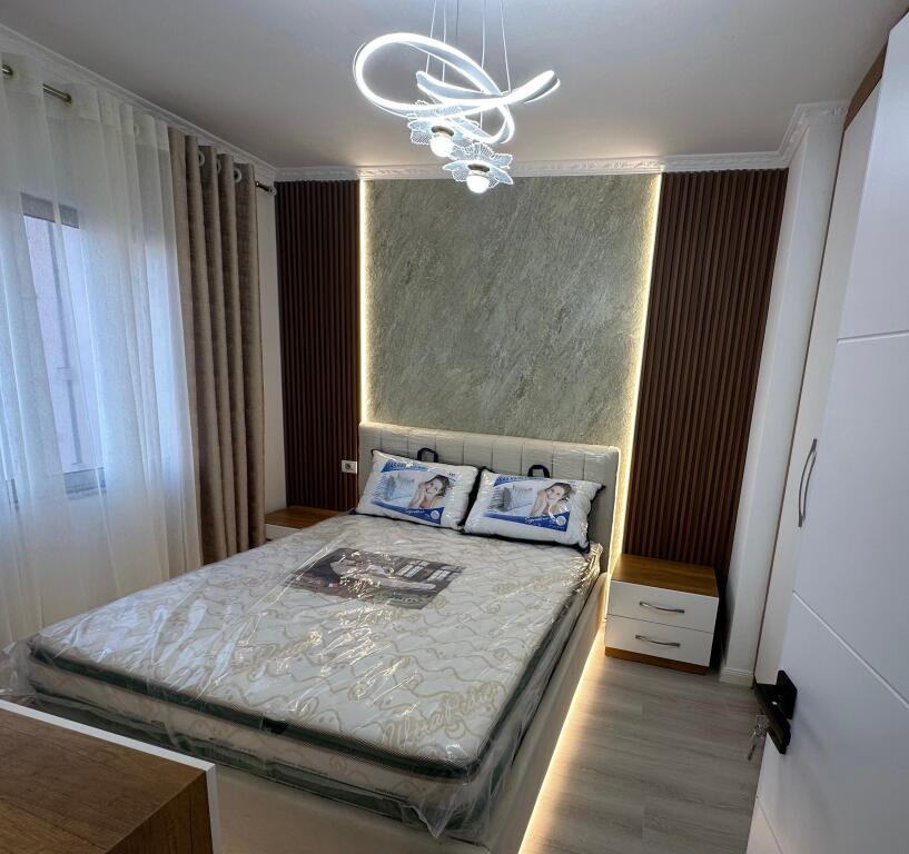 Shitet apartament 1+1 ne Misto Mame , Pallatet Bruci