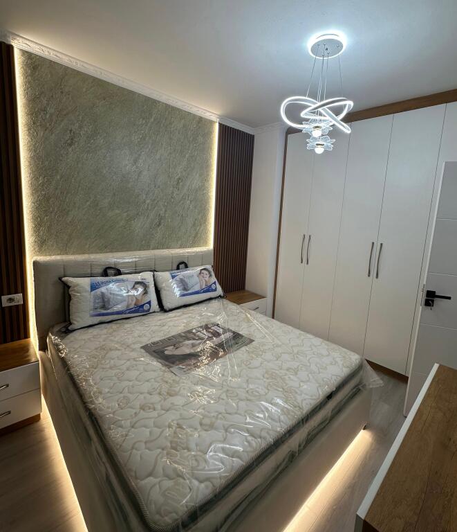 Shitet apartament 1+1 ne Misto Mame , Pallatet Bruci