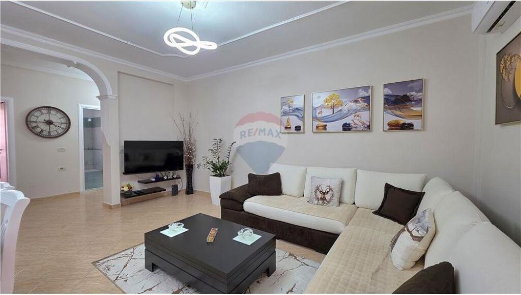 🏢 Apartment 2+1+2 for Sale – Çipajve Street, Vlora