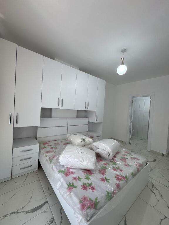 Apartament 2+1 me qera