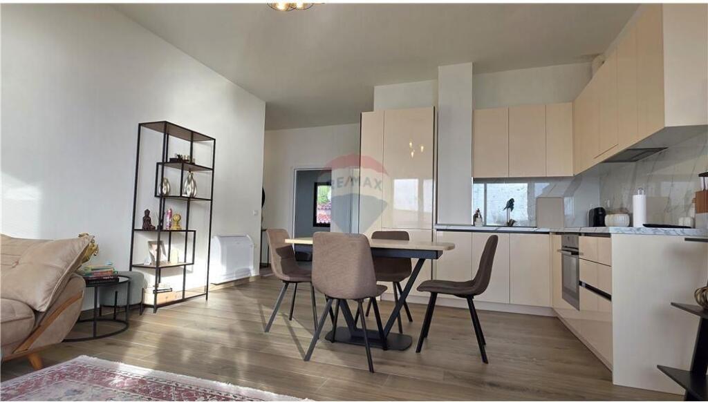 🏢 Apartament 2+1 + vend parkimi për Shitje – Uji i Ftohtë, Vlorë