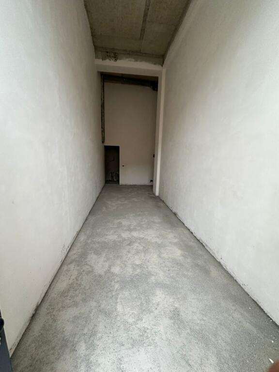 SHITET DYQAN 27 M2 RRUGA E DIBRES 280.000 EURO