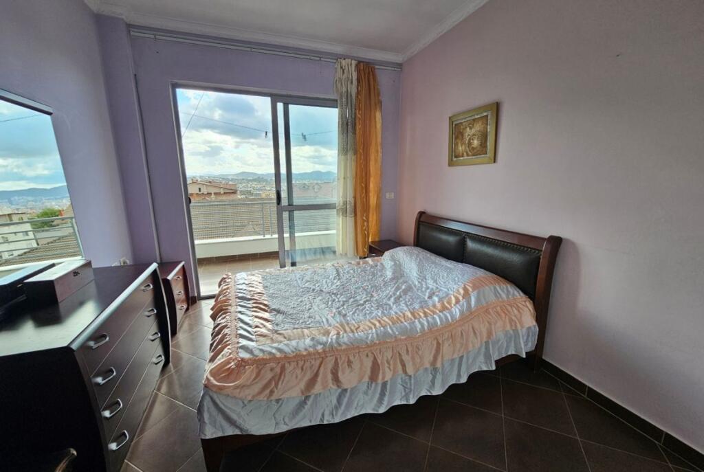 Ne Fresk Shitet Apartament 2+1 I Mobiluar!