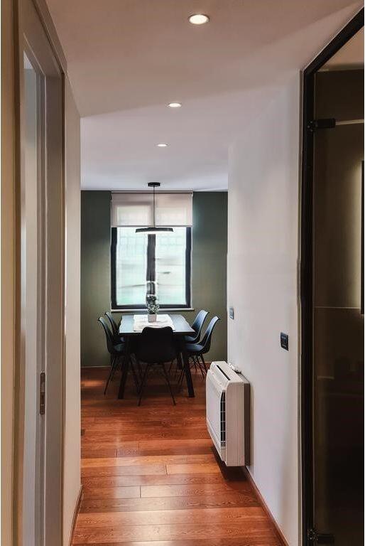 Jepet me qira 1+1 ne Bllok! 1,300 € /Muaj