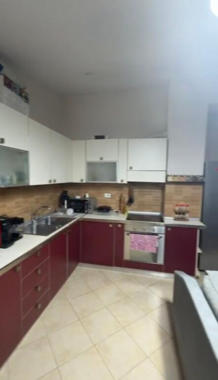 Apartament 1+1 me qera tek Fondacioni Eleonor Kodra e Diellit