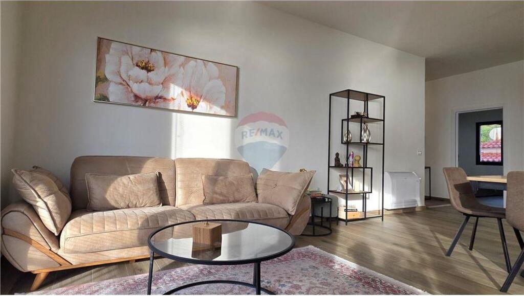 🏢 Apartament 2+1 + vend parkimi për Shitje – Uji i Ftohtë, Vlorë