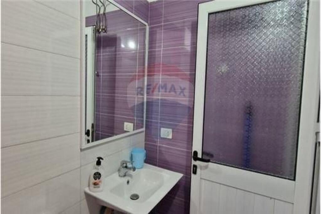 Garsoniere me qera ne Lungo Mare me parkim