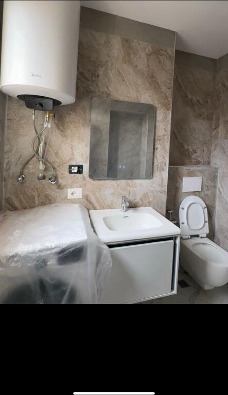 Shtëpi me qera 2+1-laprak,rruga llazar shapatini