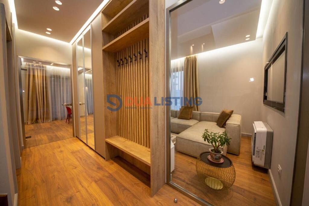 JEPET ME QIRA VILE INDIVIDUALE NE SAUK !