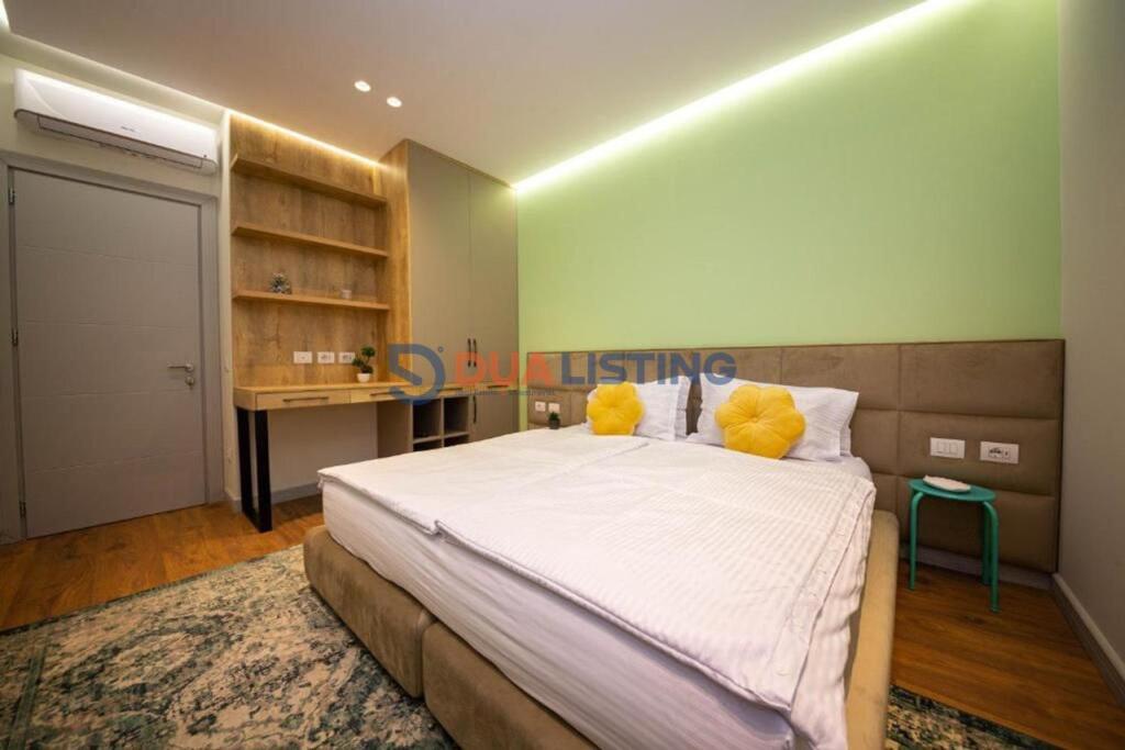 JEPET ME QIRA VILE INDIVIDUALE NE SAUK !