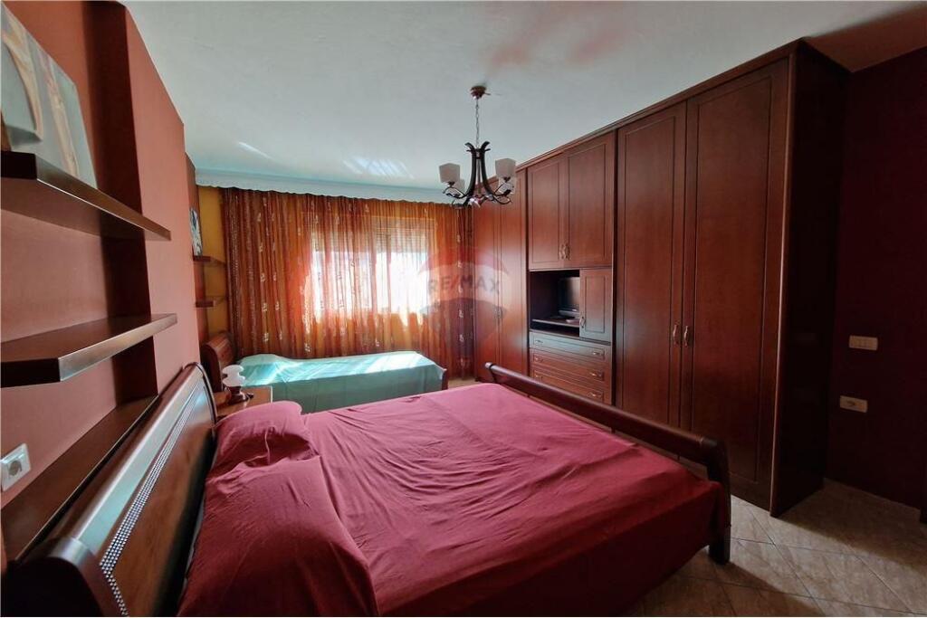 Apartement 2+1 me qira ne Lungo Mare,vije e pare