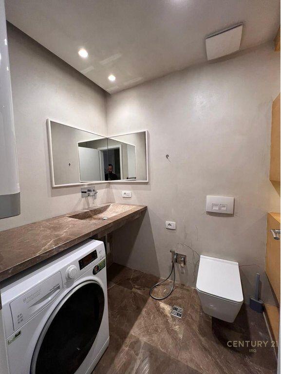 Apartment 2+1+2 for sale at Magnet Complex, 21-Dhjetori