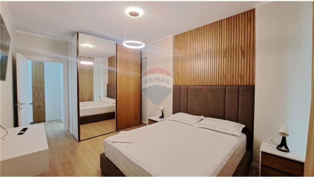 🏢 Apartment for Sale 2+1+2 – Lungomare, Reshat Osmani Street, Vlora