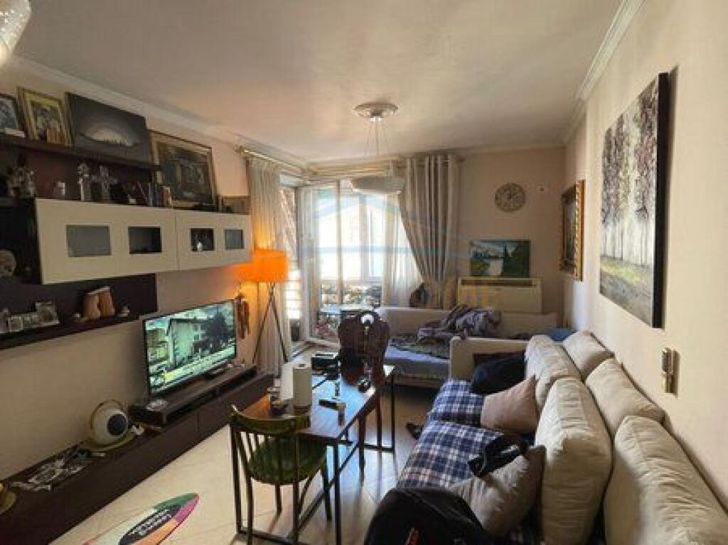 In vendita, Appartamento 2+1 Villa L, Anello Nuovo, Tirana