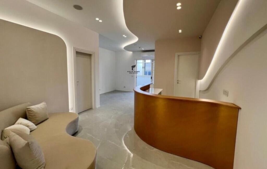 OFFICE FOR RENT 140 M2 TRAIN STATION 1600 EURO