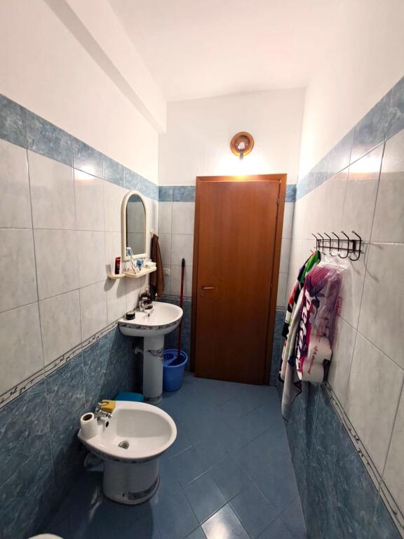 Për Shitje – Dy Studio të Mobiluara Ngjitur në Orikum | Mundësi e Shkëlqyer Investimi