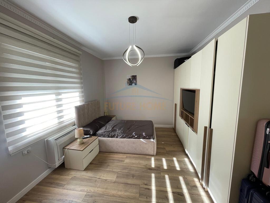 Shitet apartament 2+1+2 Kopshti Botanik
