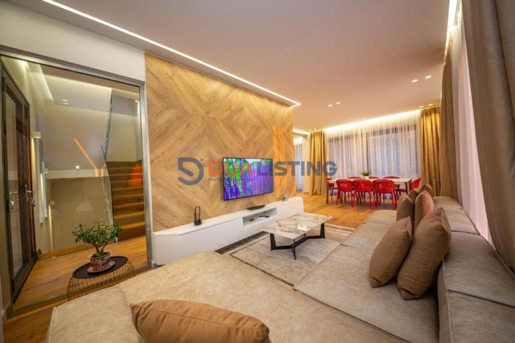 JEPET ME QIRA VILE INDIVIDUALE NE SAUK !