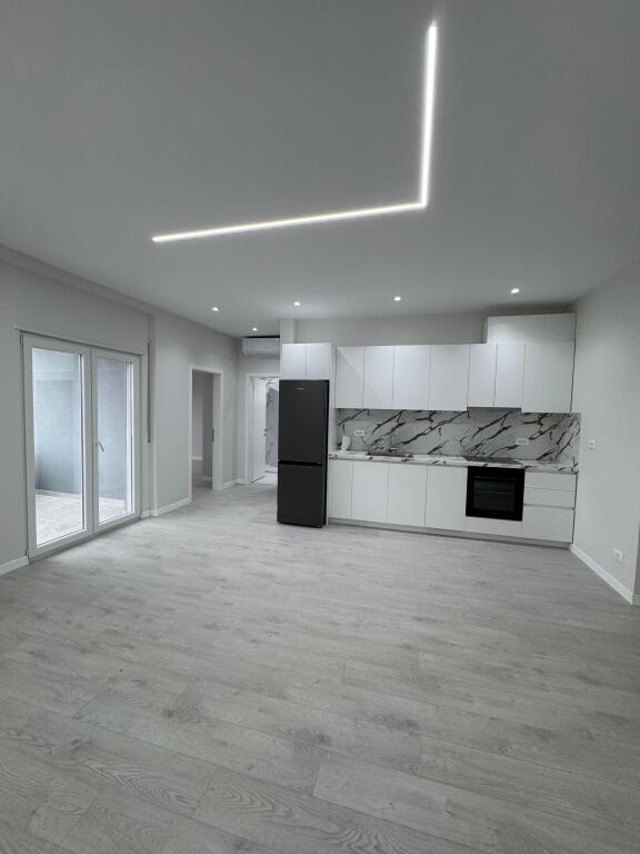 Rent, Apartment 2+1+ parking space  Kodra e Priftit, Tirana