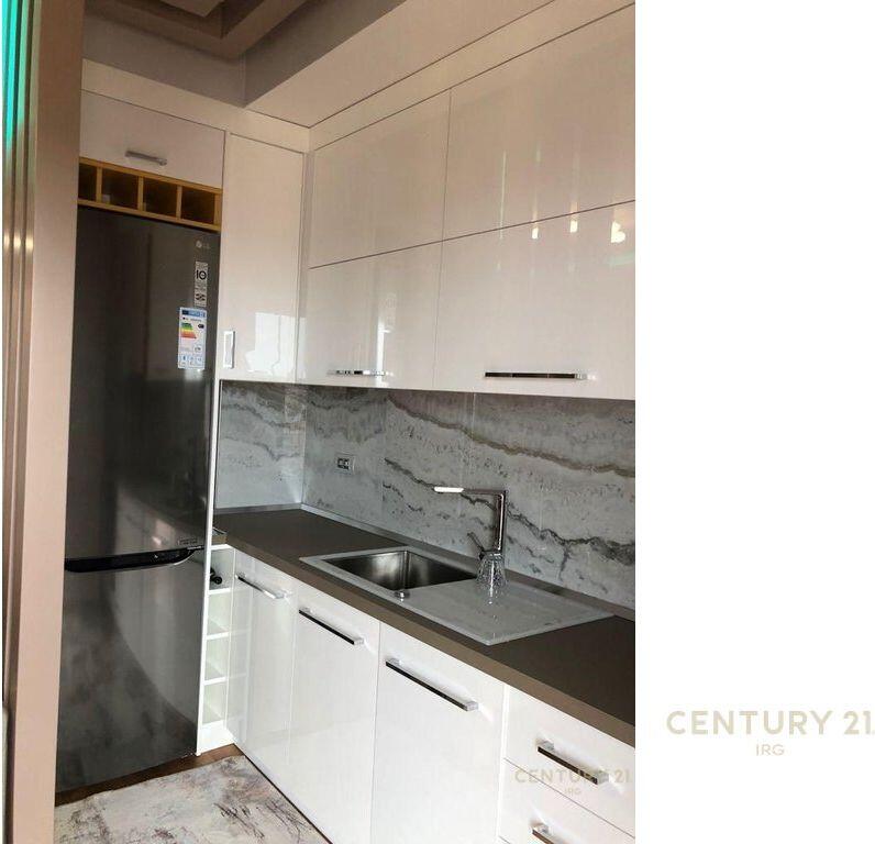 Apartment 1+1 PER QERA TEK ISH PARKU