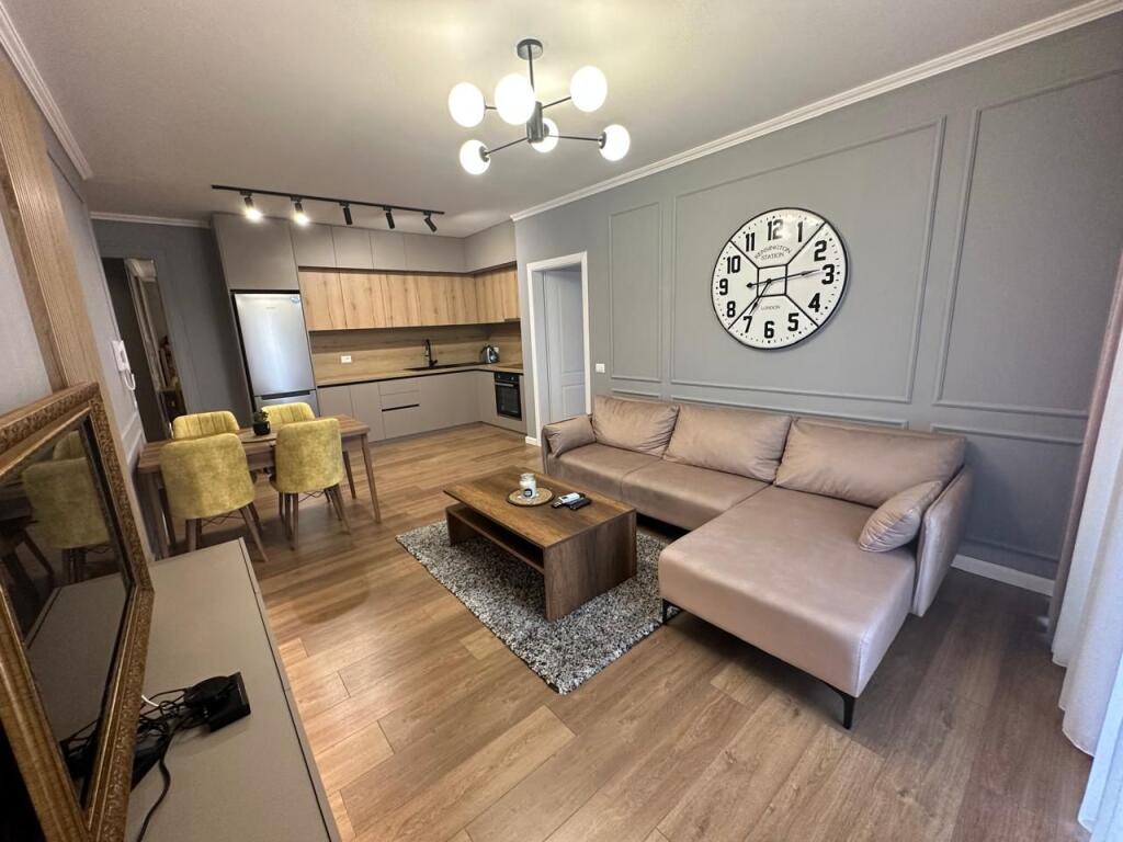 🏢Astir,Vila L2 affitta un appartamento 2+1, arredato. 60,000Leke