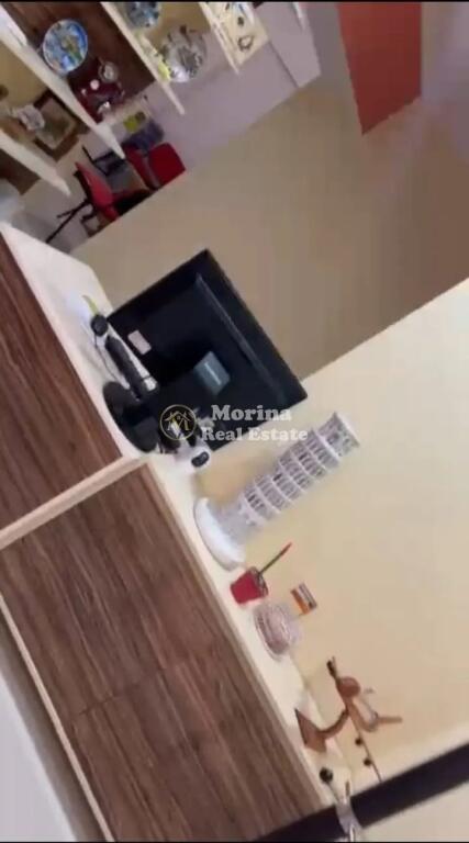 Rent | Business Premises | Durrës Street | 700 €/month