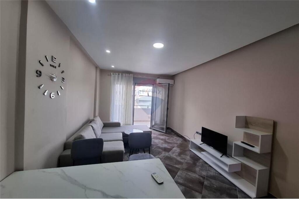1+1 Apartment for Rent – Vlorë
