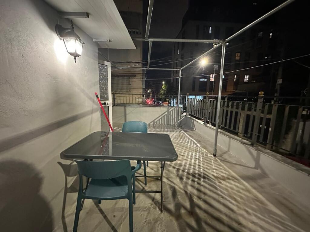 Shtepi private 1+1 per qira te Shkolla e Kuqe