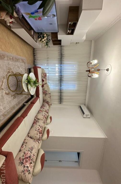 offriamo appartamento in vendita ad astir