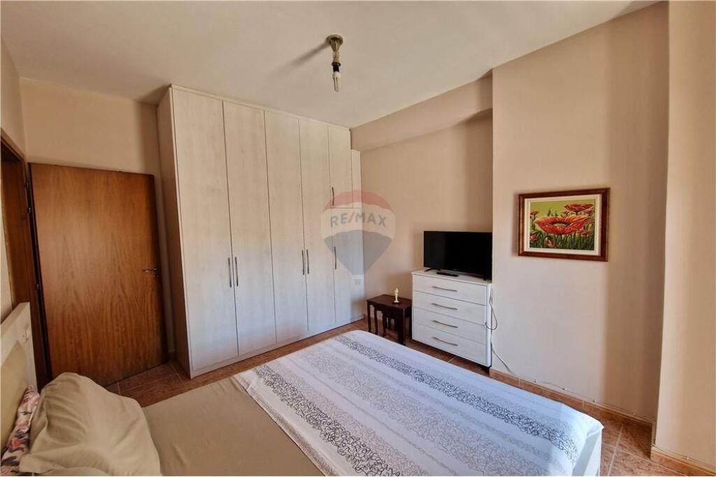 Apartament 2+1 me qera ne Rr. Pelivan Leskaj,Vlore