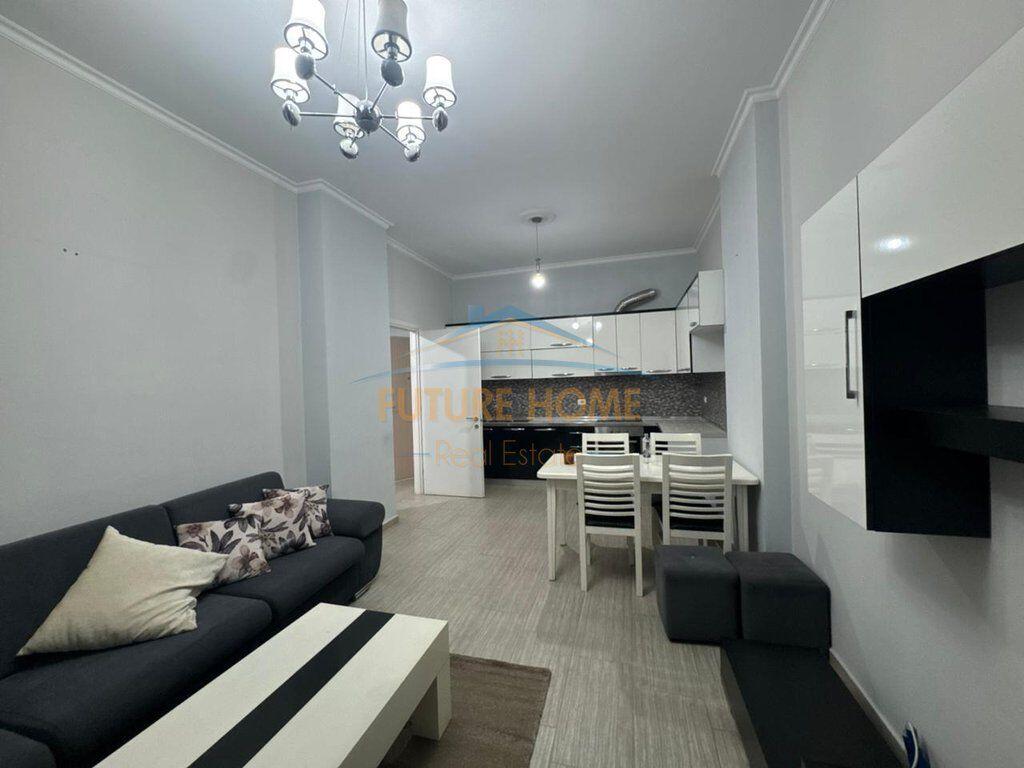 Qera, Apartament 2+1+Post Parkimi, Unaza e Re, Tiranë