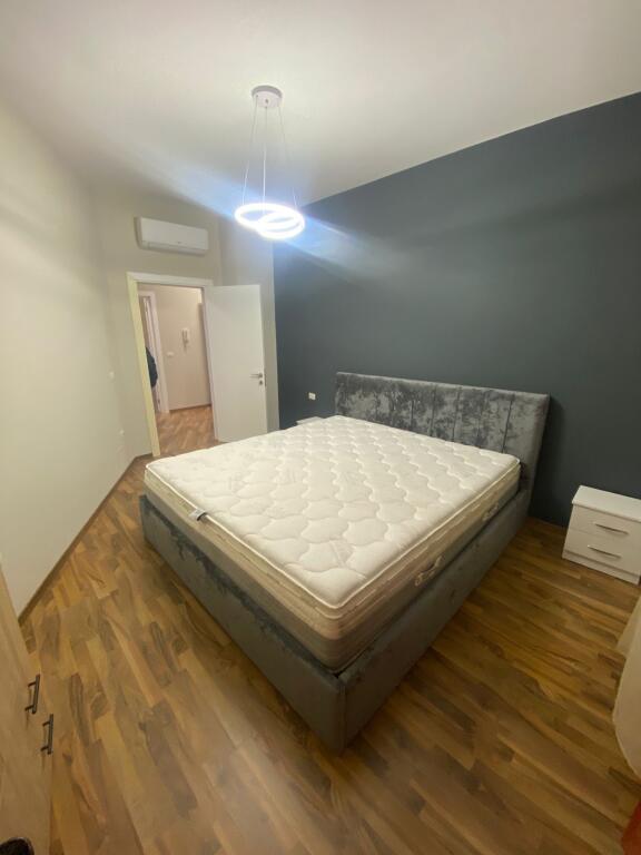 Jepen  me qira 3  apartament 1+1 – Ish Fusha Aviacionit  