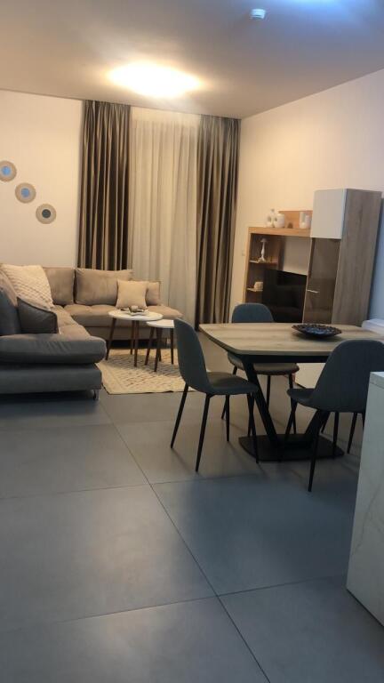 Apartment 2+1, Dry Lake!