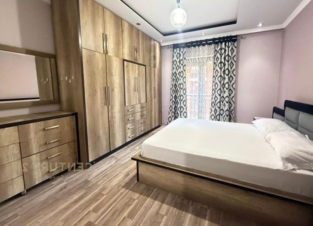 Jepet me qera 2+1+2 tek Green City