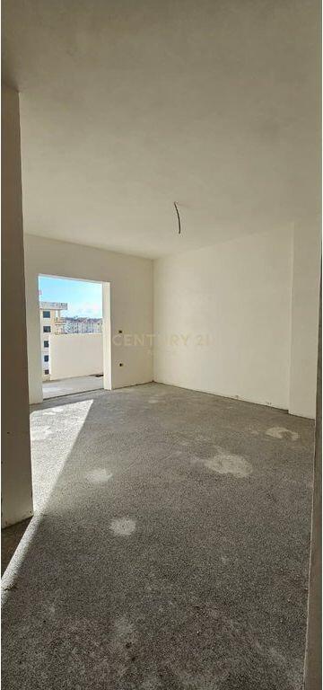 Apartament 1+1 Në Shitje në Golem, Durrës , ndodhet vetem 250m larg detit - 73,500€