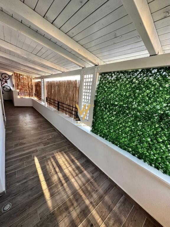 SHITET PENTHOUSE 3+1+2+VERANDE TE MALI I ROBIT, GOLEM 300.000 EURO