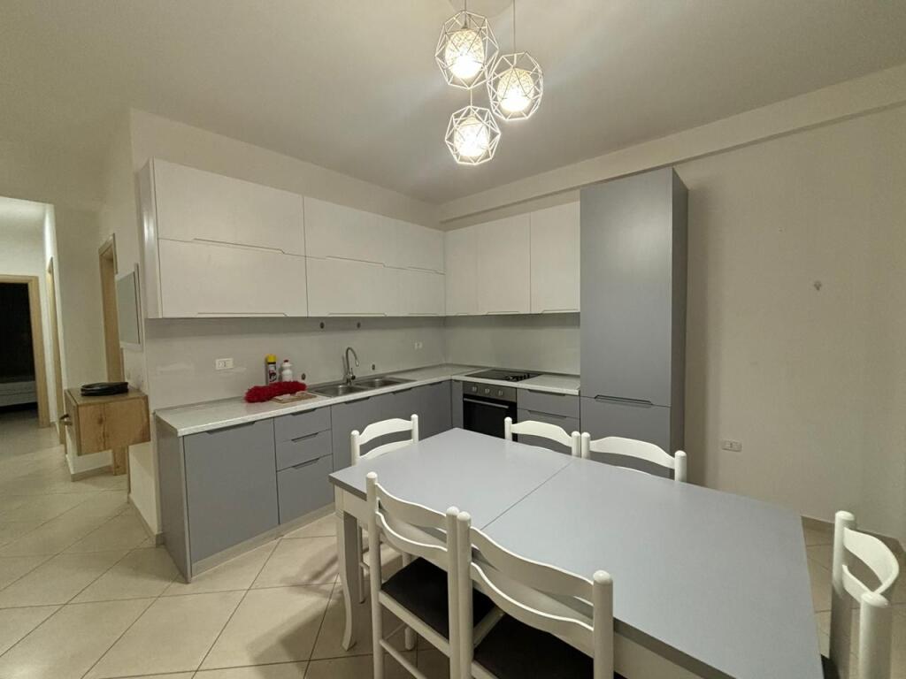 Apartament 2+1+2 për Qera