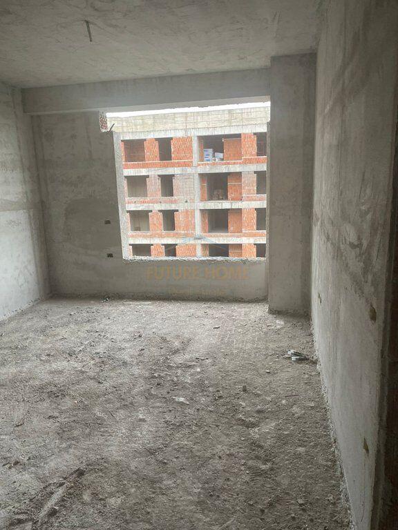 Shitet, Apartament 1+1, Kompleksi Guce, Ish-Parku i Autobusëve, Tiranë