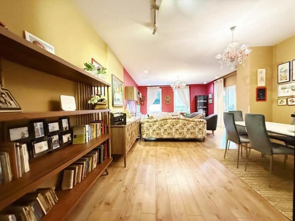 Exclusive Former Exhibition We sell super apartment