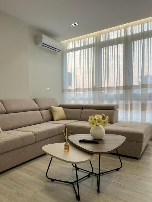 Appartamento in affitto 1+1 moderno shkemb kavaje prezzo 500 euro