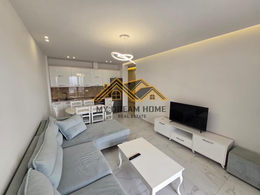 FOR RENT 2+1 APARTMENT BEACH DURRES!